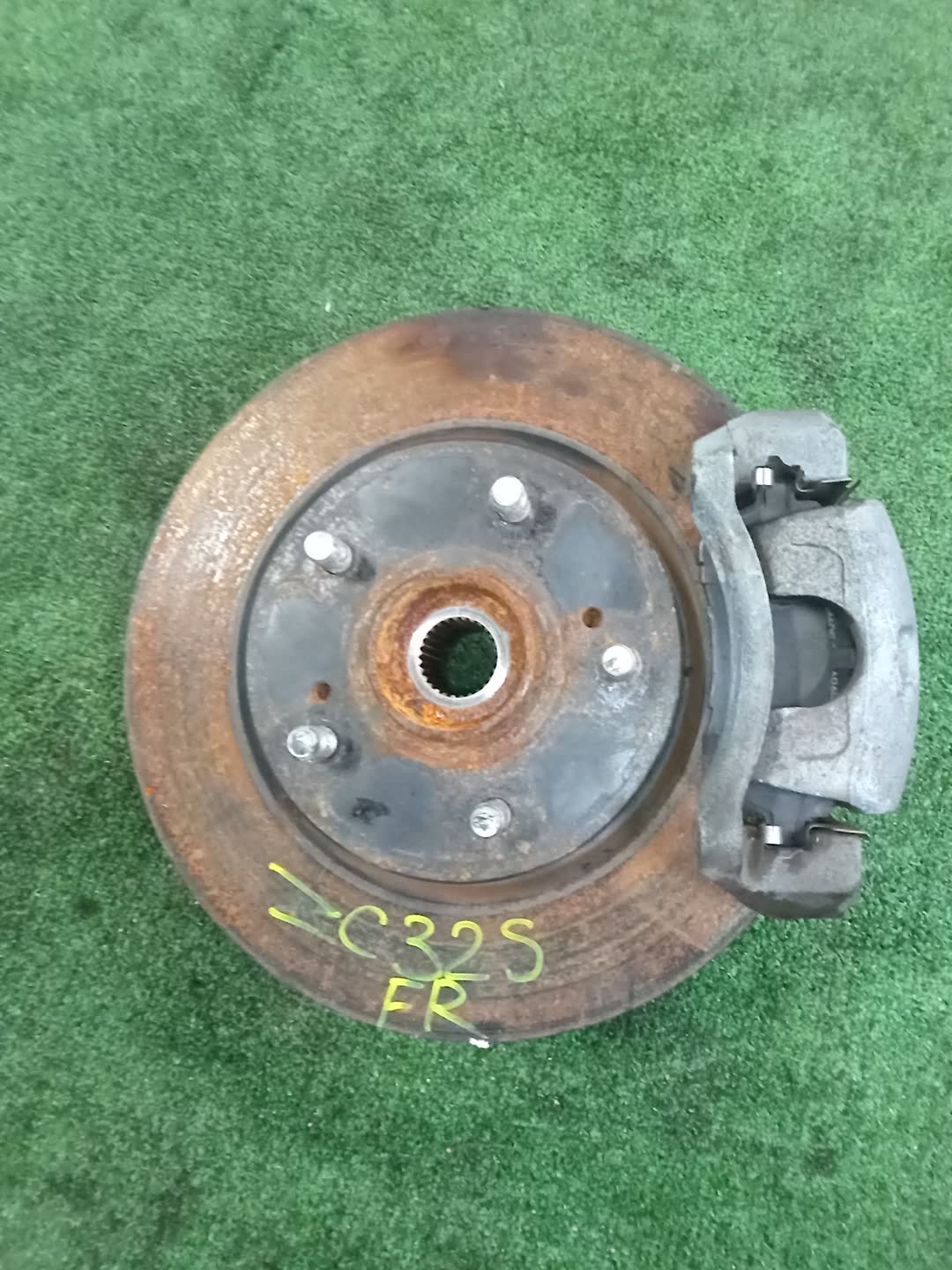 Ступица правая передняя SUZUKI SWIFT ZC32S M16A 1 ракурс