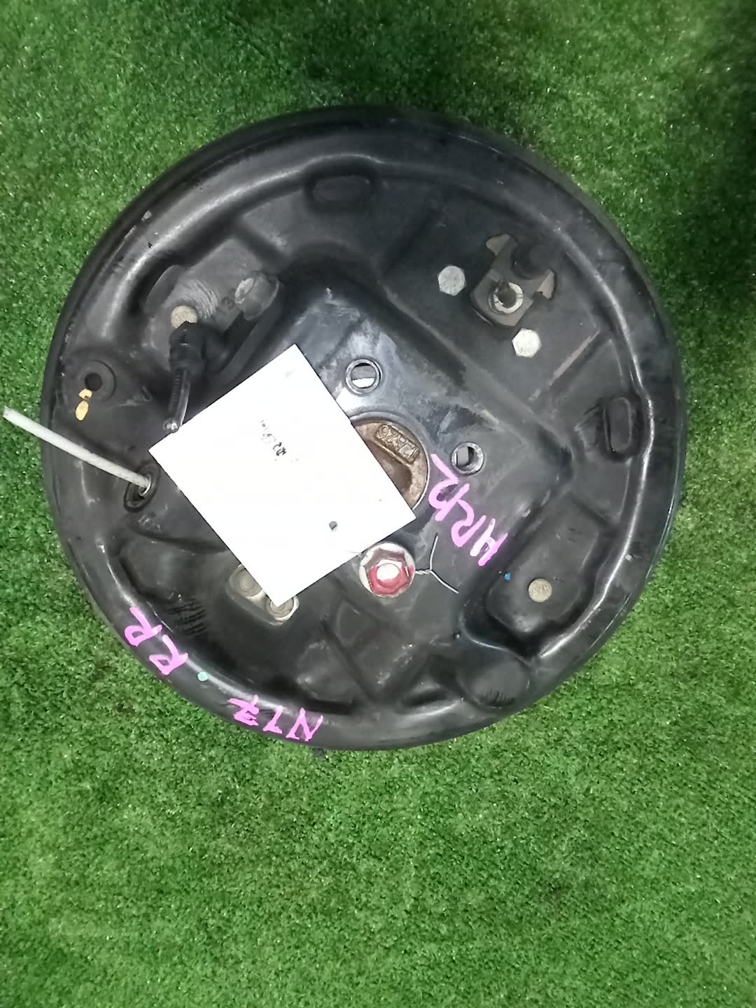 Ступица правая задняя NISSAN LATIO N17 HR12DE 2 ракурс