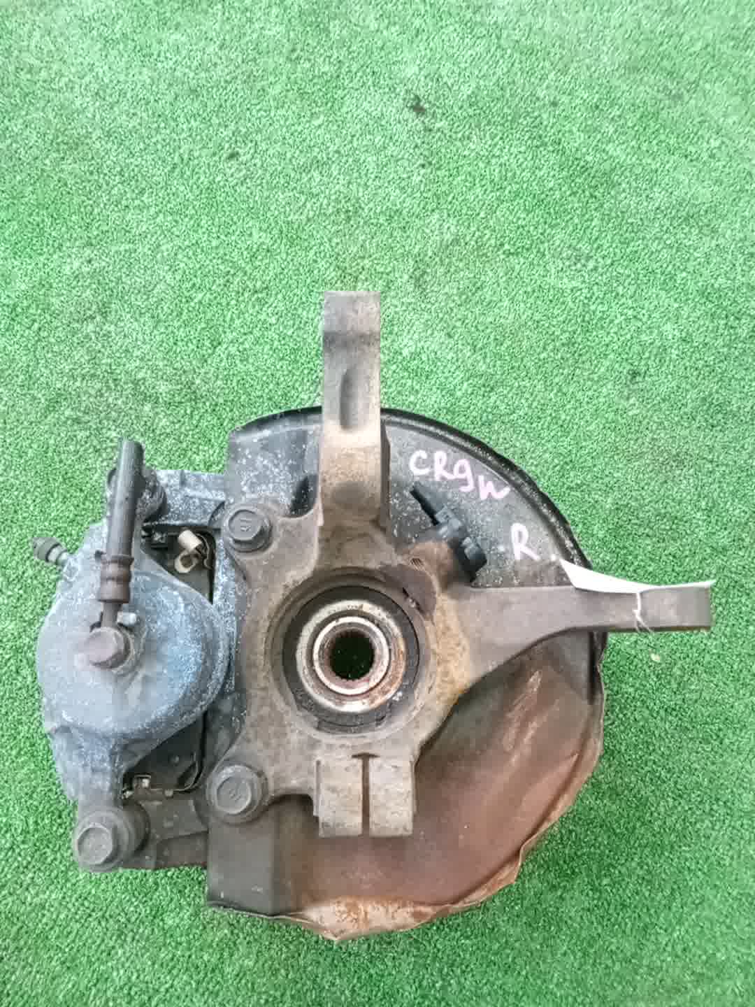 Ступица правая передняя MITSUBISHI DION CR6W, CR9W, CR5W 4G94, 4G63, 4G93 2 ракурс