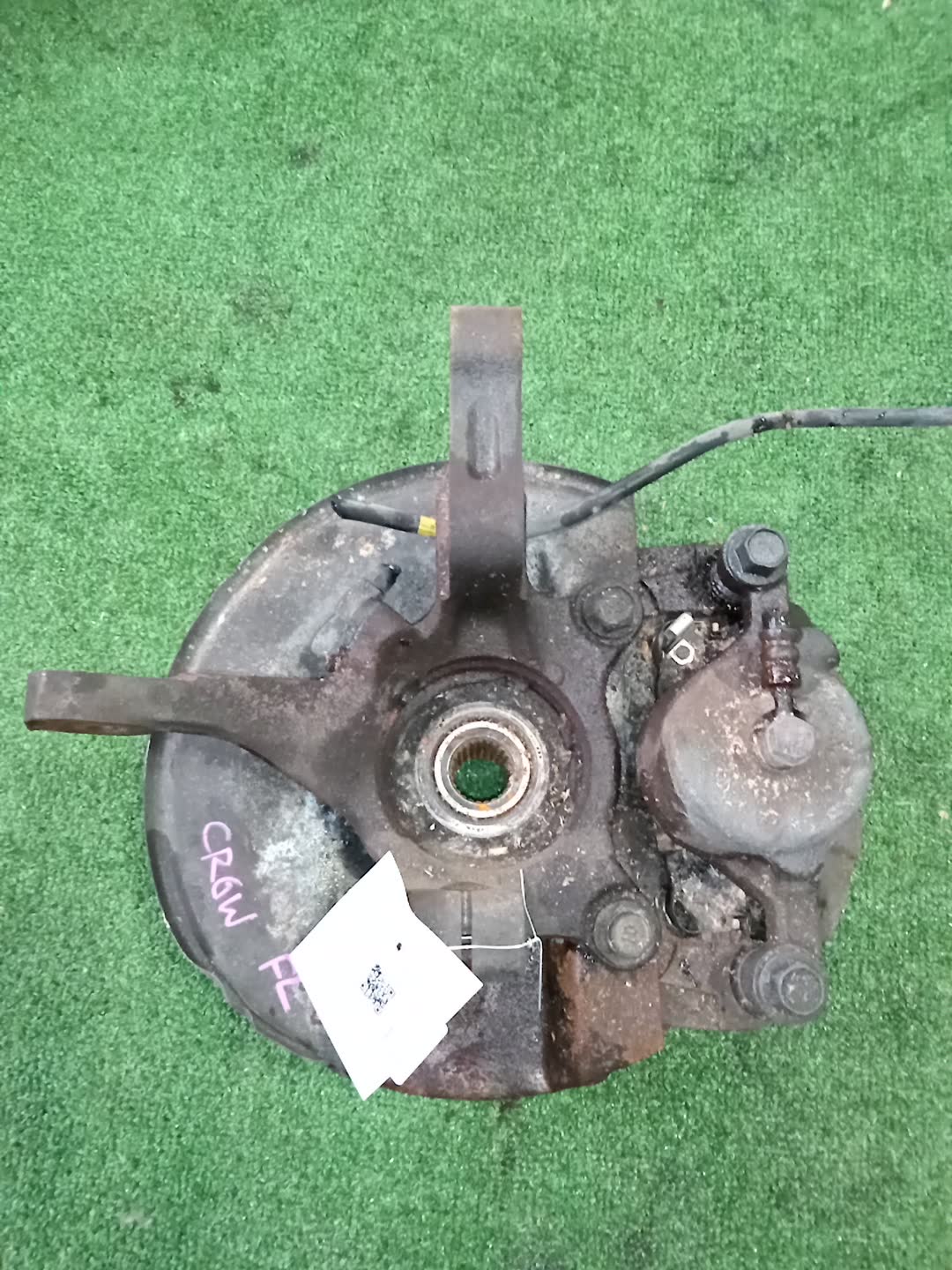 Ступица левая передняя MITSUBISHI DION CR6W, CR9W, CR5W 4G94, 4G63, 4G93 2 ракурс
