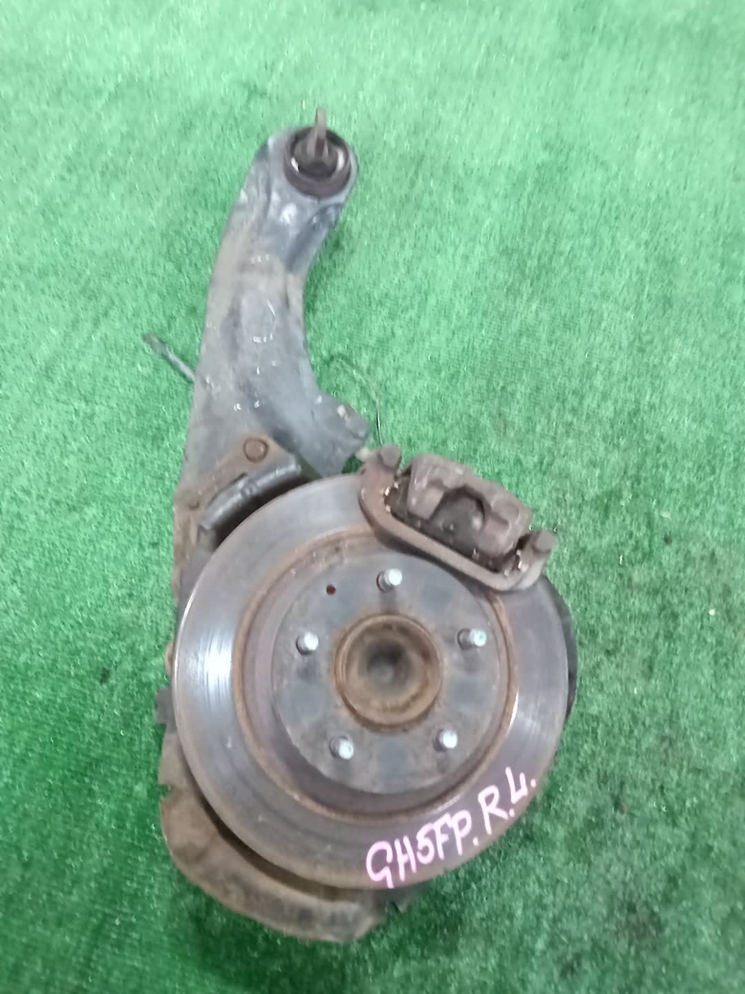 Ступица левая задняя MAZDA ATENZA, MAZDA 6 GH5FP, GH5FS, GHEFP, GHEFS, GH5FW, GHEFW, GH L5-VE, LF-VD, LF 1 ракурс Ступица левая задняя MAZDA ATENZA, MAZDA 6 GH5FP, GH5FS, GHEFP, GHEFS, GH5FW, GHEFW, GH L5-VE, LF-VD, LF 1 ракурс