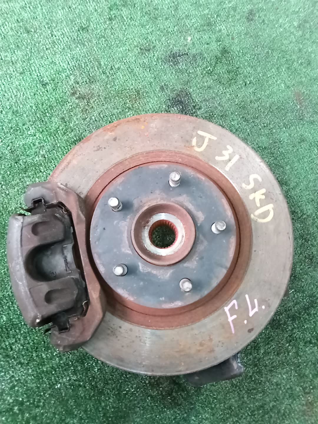 Ступица левая передняя NISSAN PRESAGE, TEANA TU31, TNU31, PU31, PNU31, J31, PJ31, TNJ31 QR25DE, VQ35DE, VQ23DE 1 ракурс