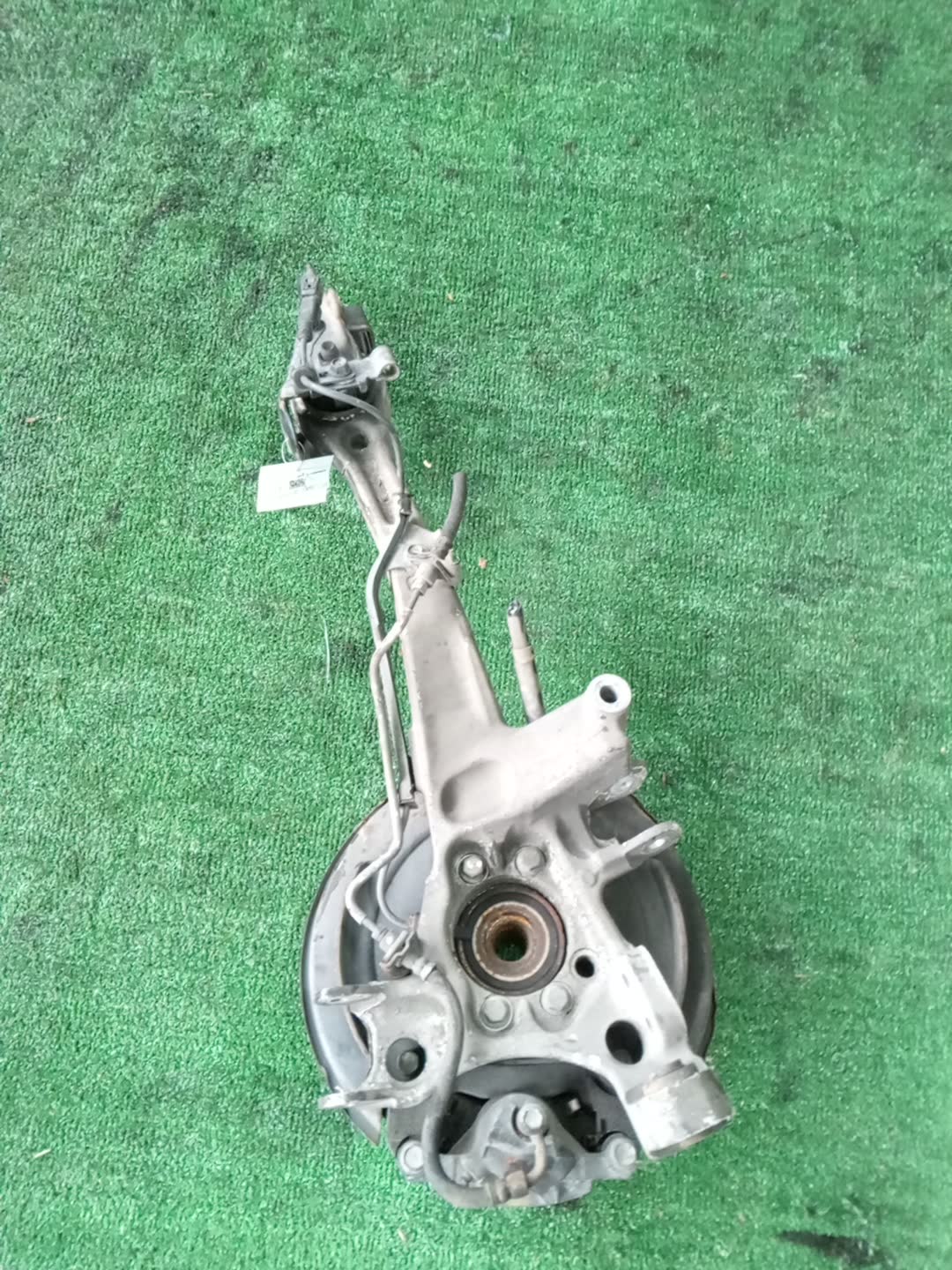 Ступица левая задняя SUBARU LEGACY, OUTBACK, LEGACY B4 BL5, BP5, BLE, BL9, BP9, BPE EJ20DE, EJ20T, EJ20E, EZ30DE, EJ25E 2 ракурс