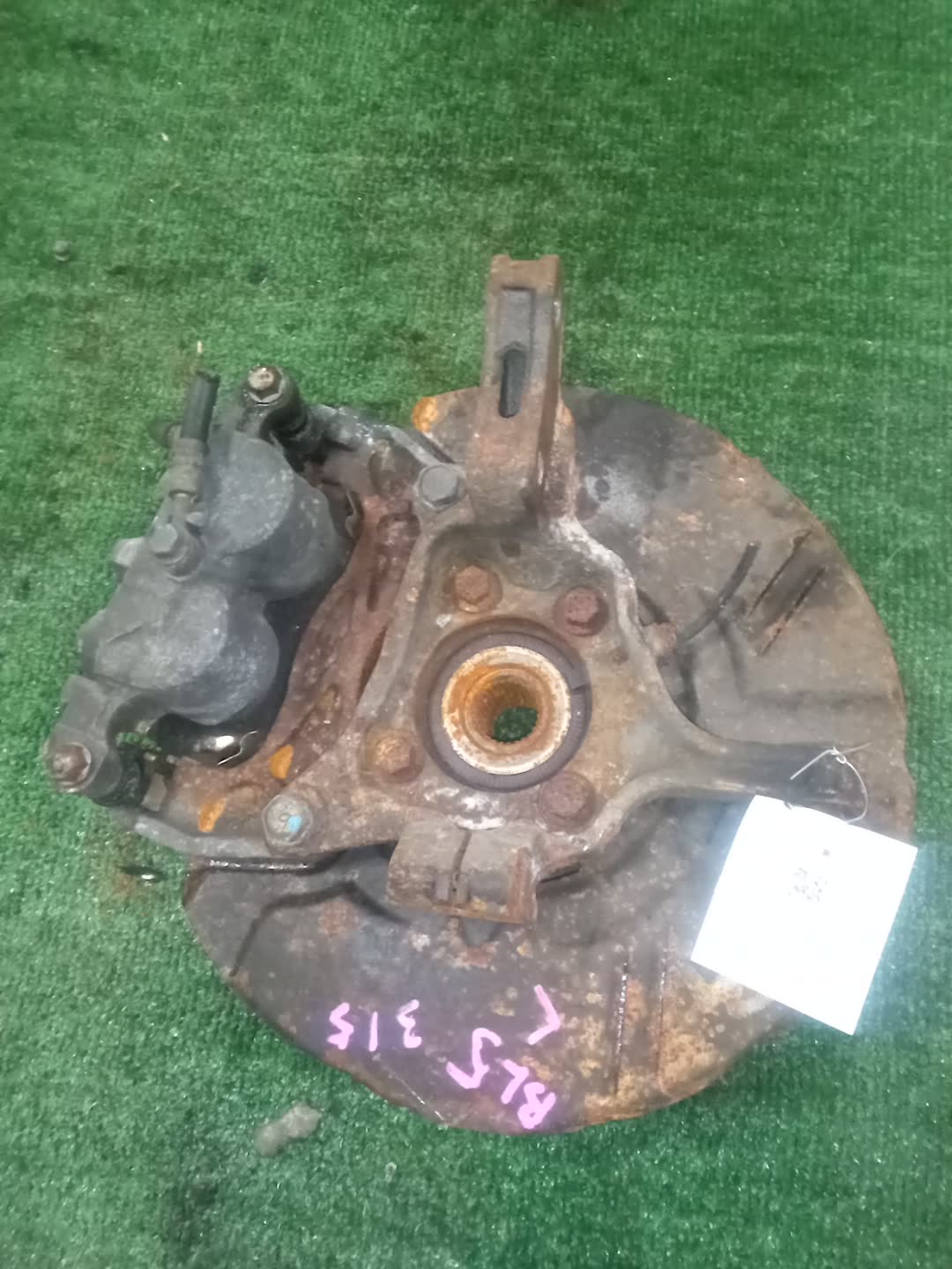 Ступица левая передняя SUBARU LEGACY, OUTBACK, LEGACY B4 BL5, BP5, BPE, BLE, BL9, BP9 EJ20DE, EJ20T, EJ20E, EZ30DE, EJ25E 3 ракурс