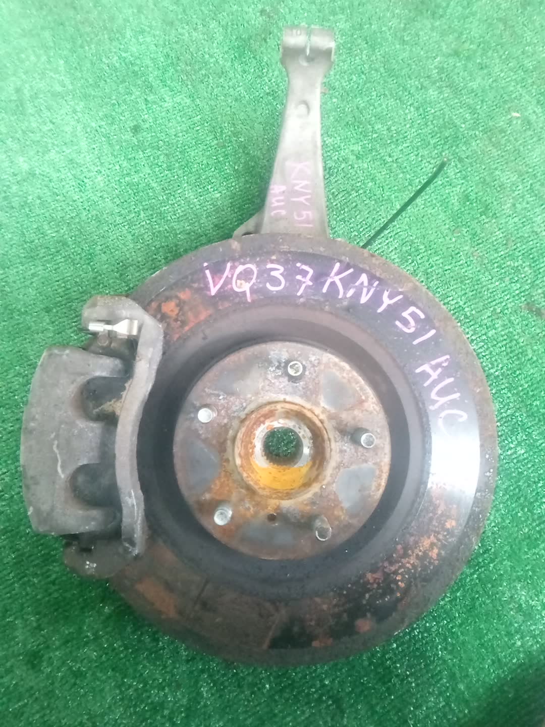 Ступица левая передняя NISSAN FUGA KNY51 VQ37VHR 1 ракурс