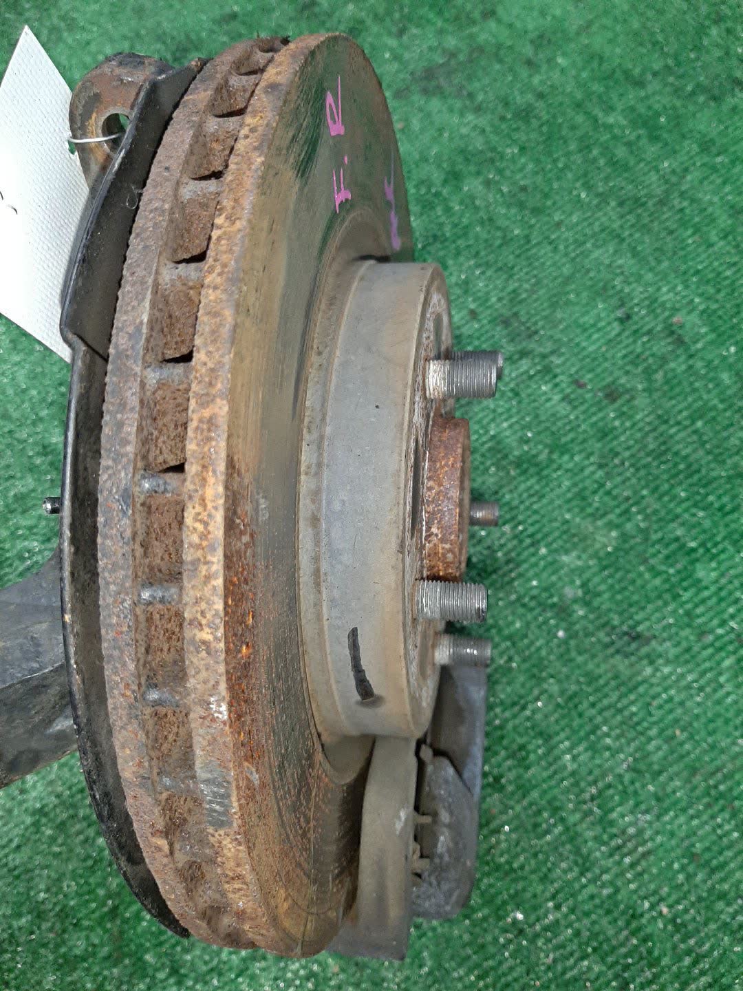 Ступица правая передняя SUZUKI ESCUDO, GRAND VITARA TA74W, TDB4W, TD94W, TD54W, TDA4W, TD54, TAA4V, JT M16A, N32A, H27A, J20A, J24B 2 ракурс