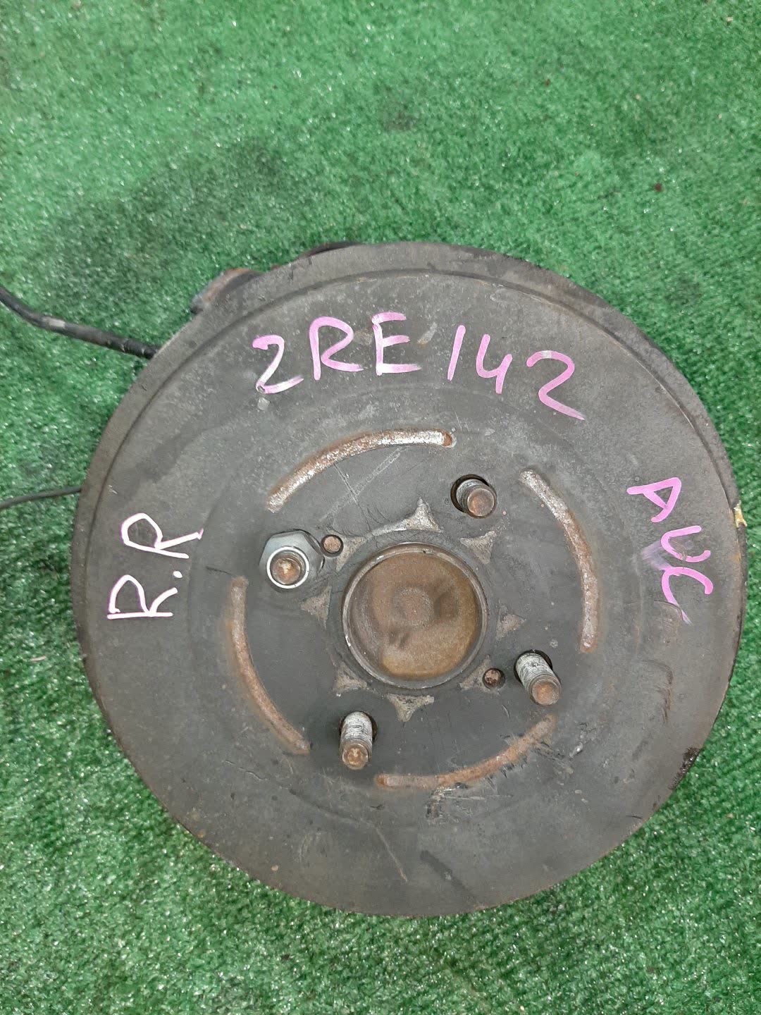 Ступица правая задняя TOYOTA AXIO, COROLLA FIELDER, COROLLA  AXIO, FIELDER NZE141, ZRE142, ZRE142G, NZE141G 1NZ-FE, 2ZR-FAE, 2ZR-FE 1 ракурс