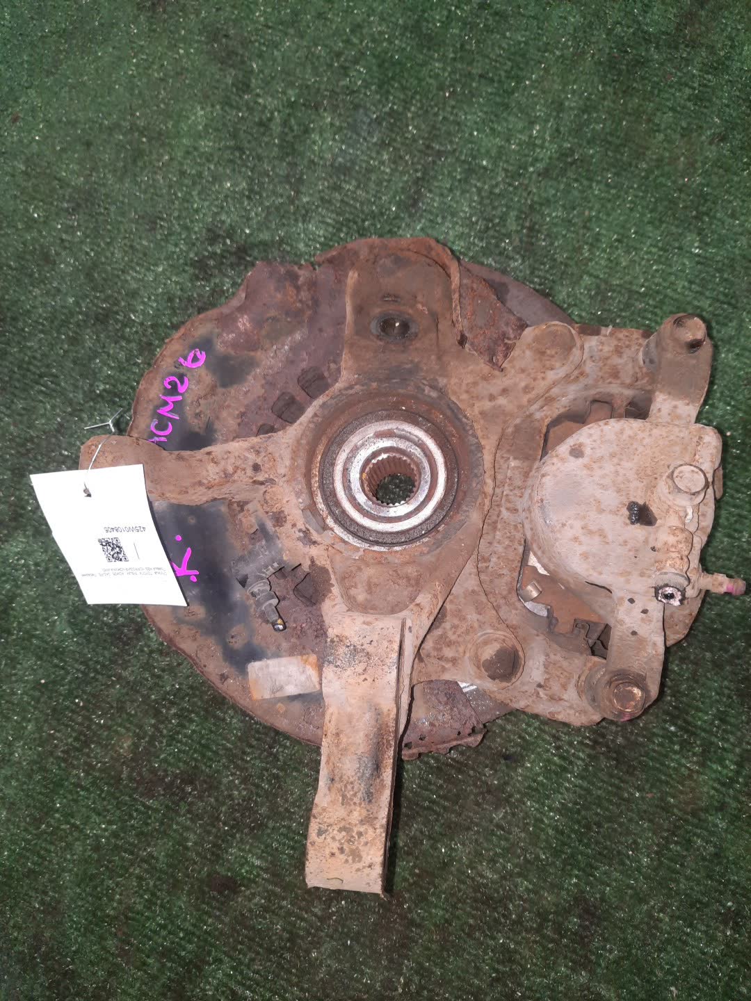 Ступица правая передняя TOYOTA NOAH, VOXY, IPSUM AZR65G, ACM26W 1AZ-FSE, 2AZ-FE 2 ракурс
