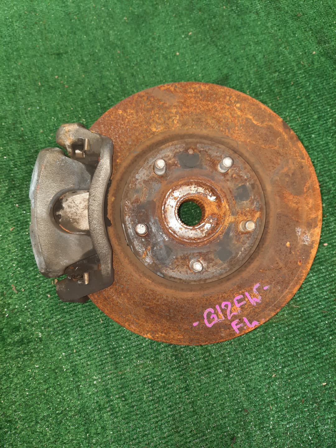 Ступица левая передняя  MAZDA ATENZA GJ2AW, GJ5FW, GJEFW, GJ2FW, GJ5FP, GJEFP, GJ2FP, GJ2AP SH-VPTR, PY-RPR, PE-VPR 1 ракурс