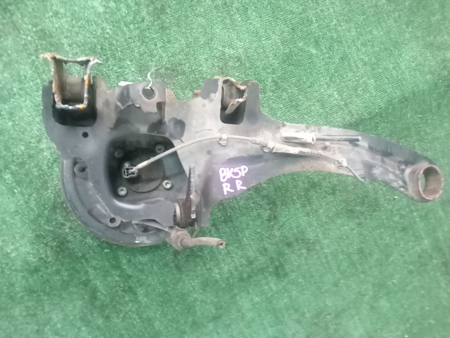 Ступица правая задняя MAZDA AXELA BK5P, BK3P, BKEP ZY-VE, L3-VE, LF-VE, LF-DE 2 ракурс