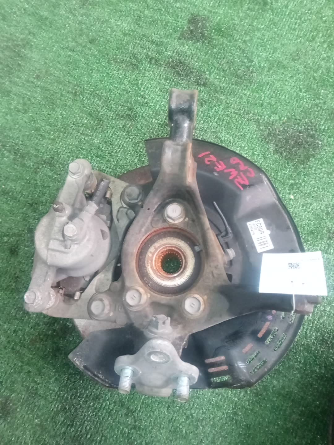 Ступица правая передняя TOYOTA COROLLA ZWE211 2ZR-FXE 3 ракурс