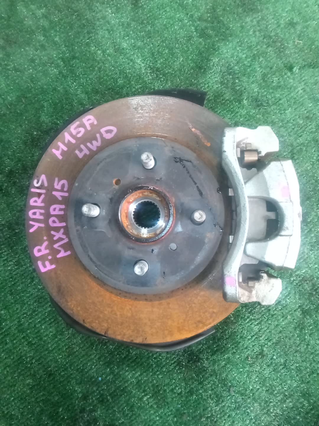 Ступица правая передняя TOYOTA YARIS MXPA15 M15A-FKS 1 ракурс