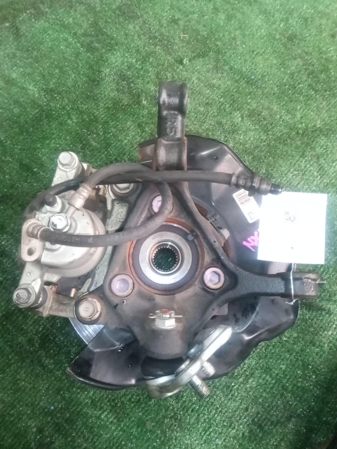 Ступица правая передняя TOYOTA YARIS MXPA15 M15A-FKS 3 ракурс