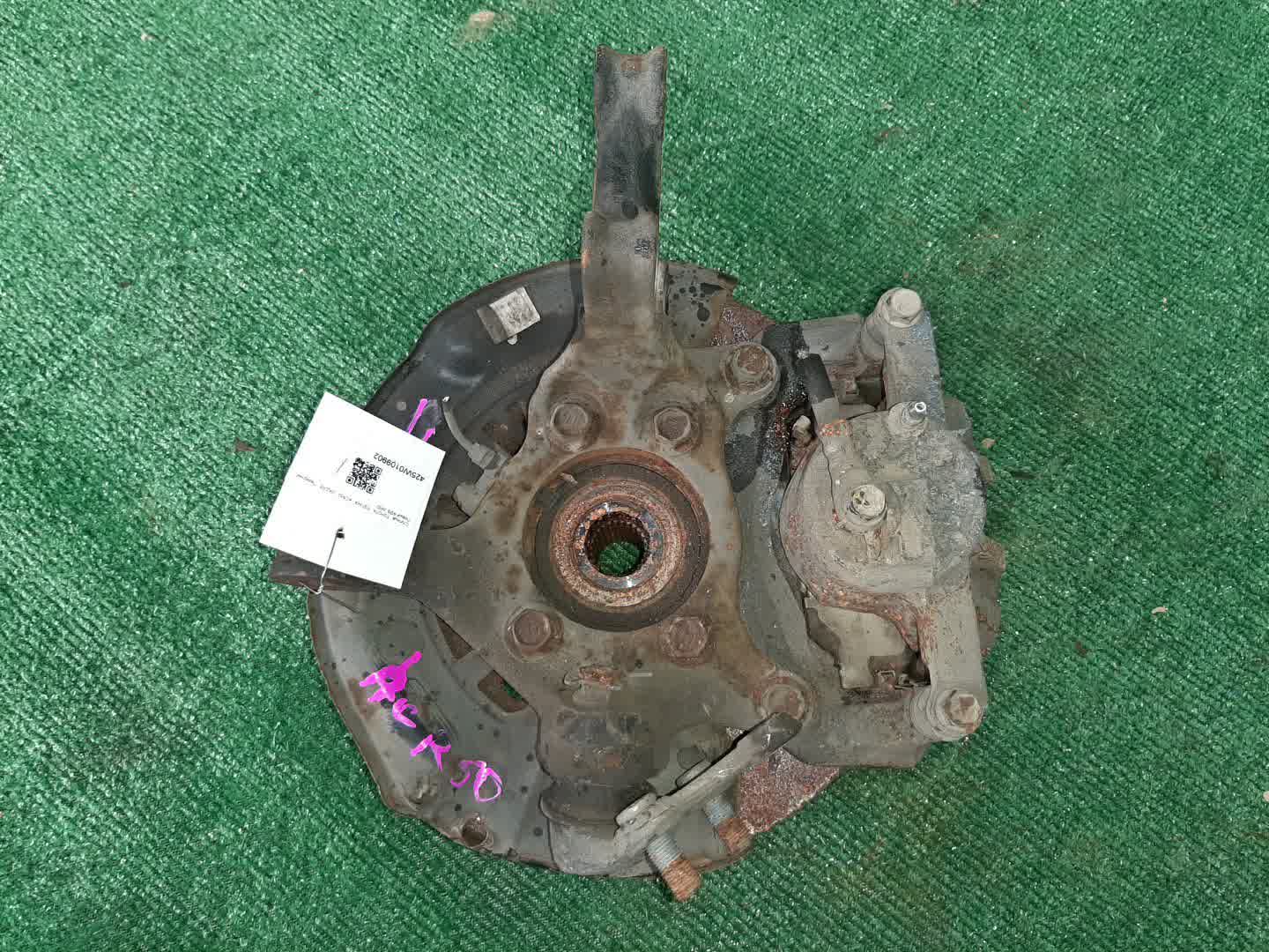 Ступица левая передняя TOYOTA ESTIMA ACR50W, AHR20W, ACR55W 2AZ-FE, 2AZ-FXE 2 ракурс