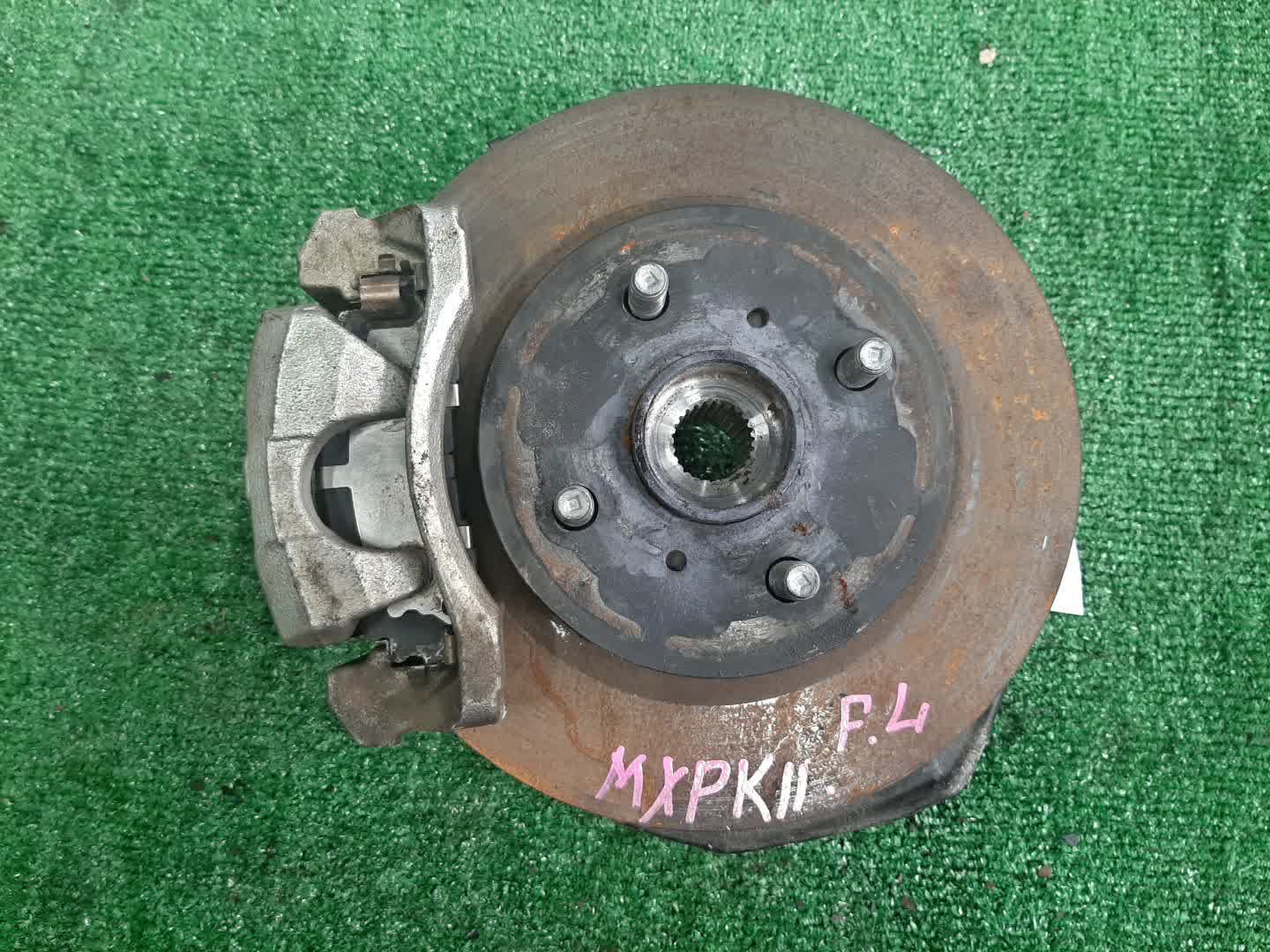 Ступица левая передняя TOYOTA AQUA MXPK11 M15A-FXE 1 ракурс