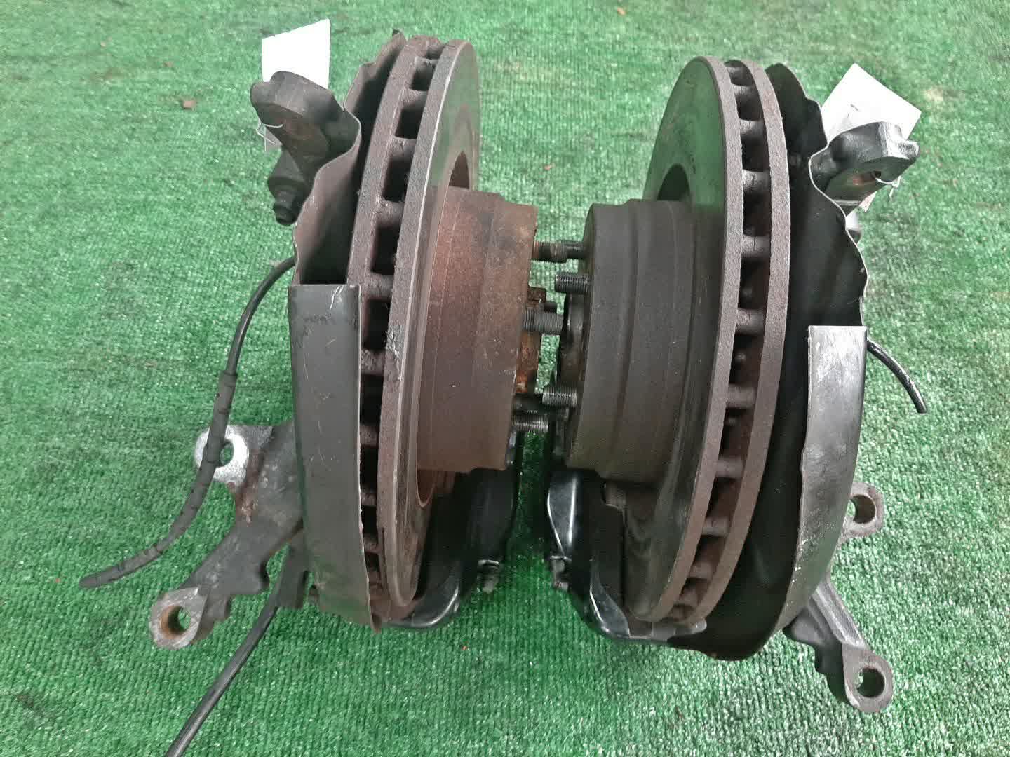 Ступица левая передняя LAND ROVER RANGE ROVER SPORT L320 428PS 3 ракурс