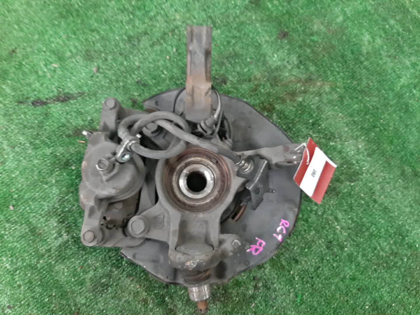 Ступица правая передняя HONDA ODYSSEY RC1 K24W 2 ракурс
