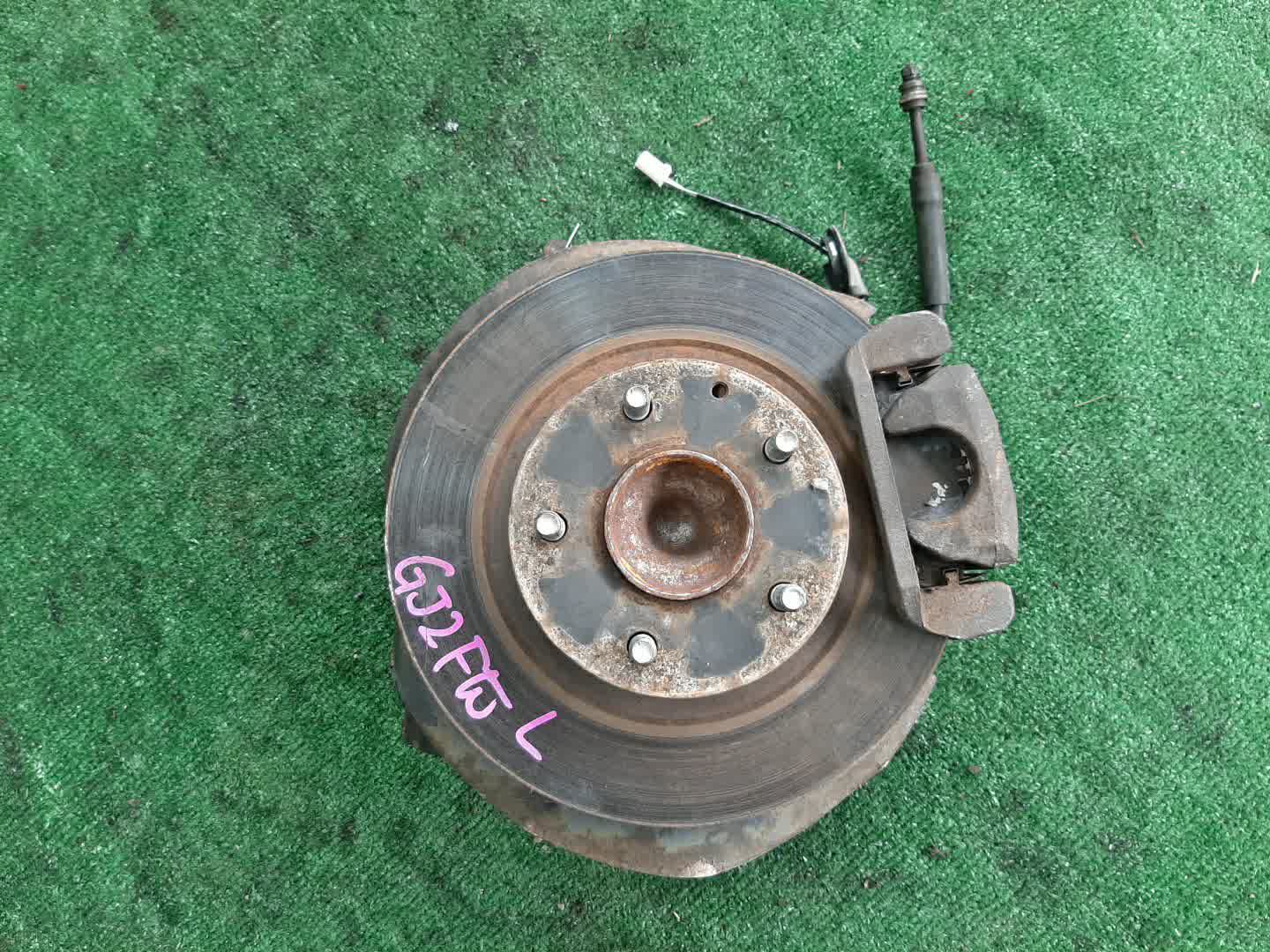 Ступица левая задняя  MAZDA ATENZA GJ5FW, GJEFW, GJ2FW, GJ5FP, GJEFP, GJ2FP PY-RPR, PY-VPR, PE-VPR, SH-VPTR 1 ракурс