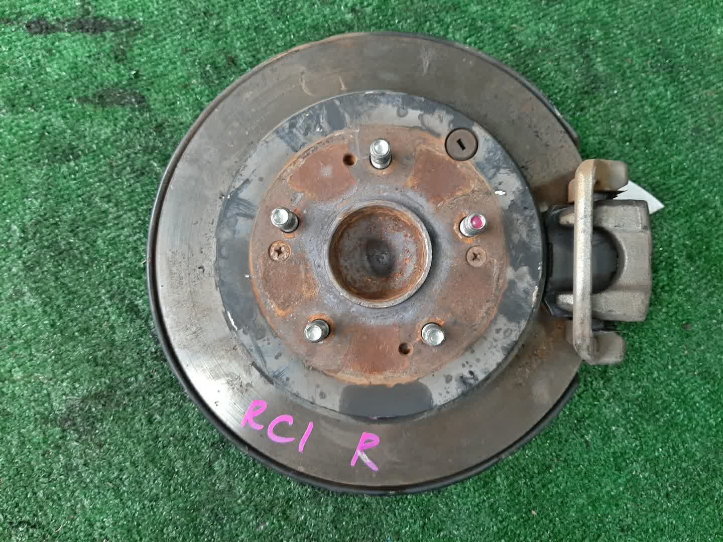 Ступица правая задняя HONDA ODYSSEY RC1 K24W 1 ракурс