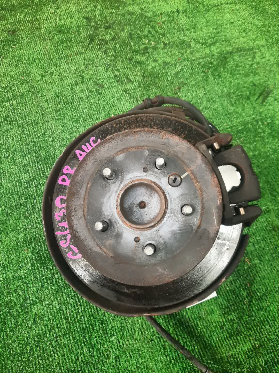Ступица правая задняя TOYOTA HARRIER GSU30W, GSU31W 2GR-FE 1 ракурс