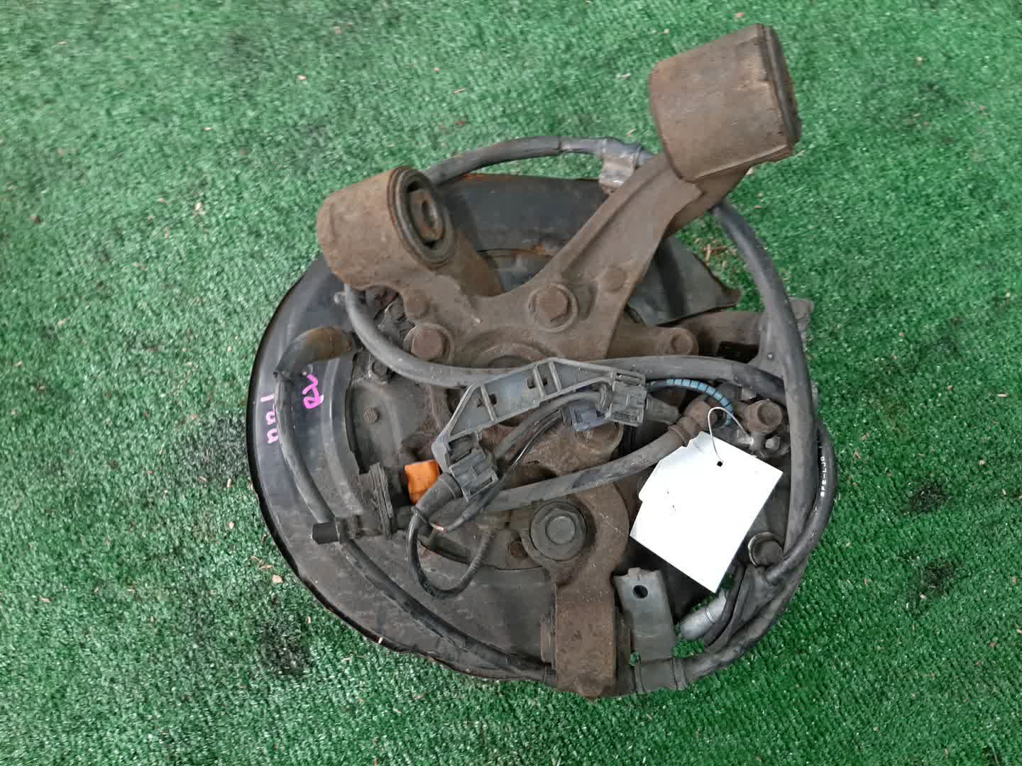 Ступица левая задняя HONDA ODYSSEY RB1 K24A 2 ракурс