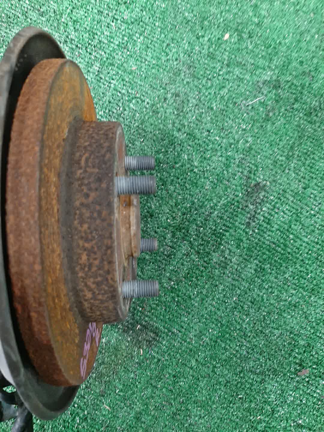 Ступица правая передняя DAIHATSU ATRAI S321G KF 3 ракурс