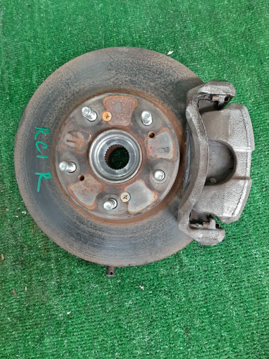 Ступица правая передняя HONDA ODYSSEY RC1 K24W 1 ракурс