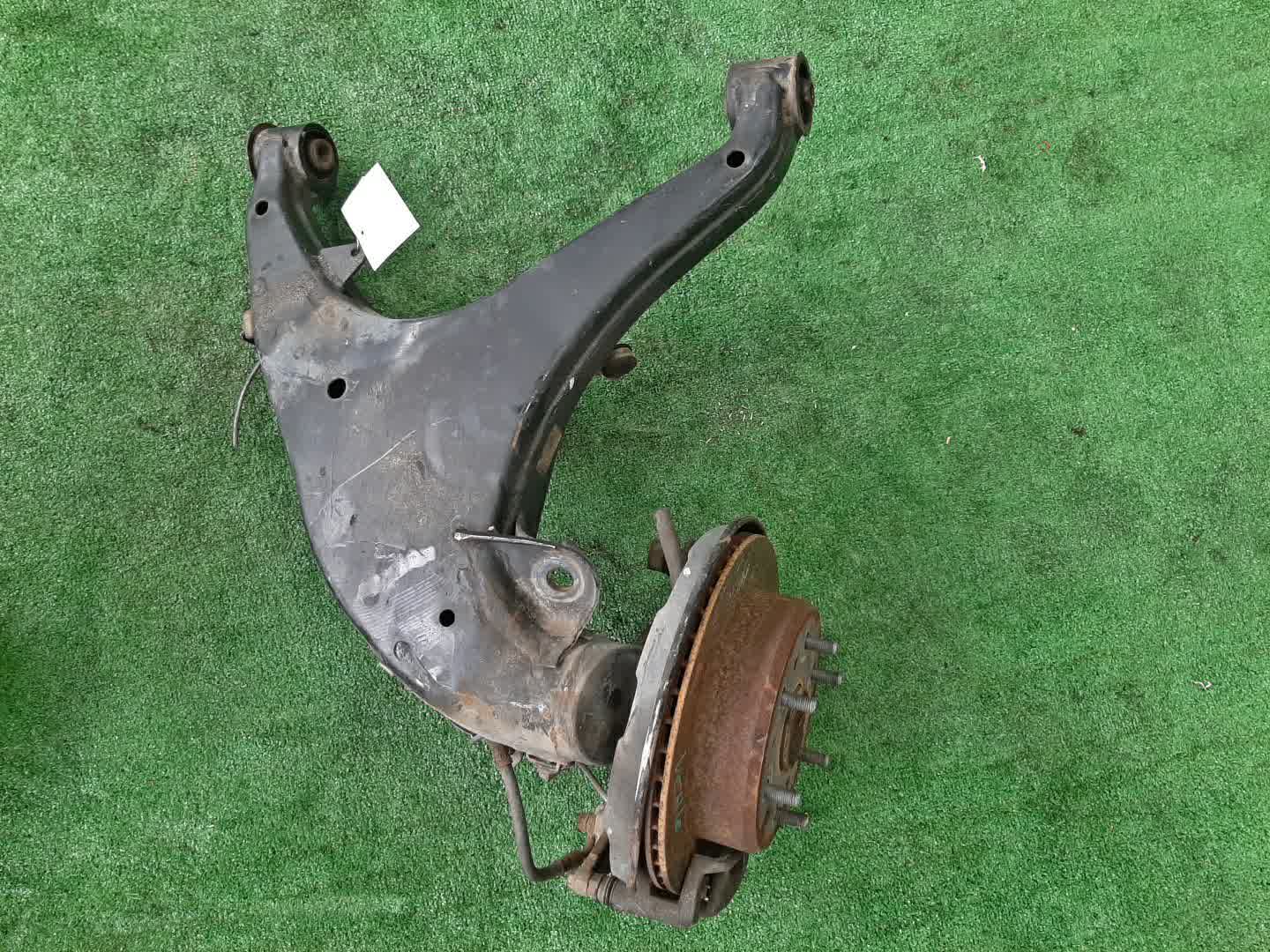 Ступица левая задняя TOYOTA GRANVIA, GRAND HIACE, HIACE REGIUS VCH10W, RCH11W, KCH10W, KCH40G, RCH41W, KCH40W, KCH41W 5VZ-FE, 3RZ-FE, 1KZ-TE 1 ракурс