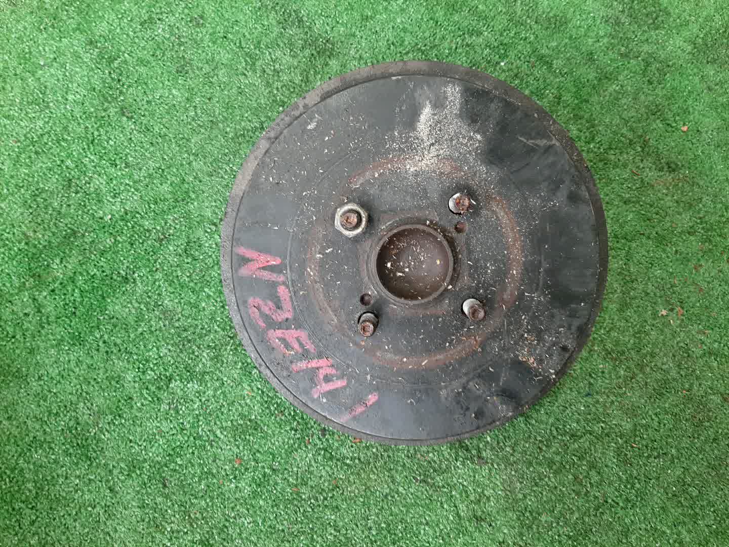Ступица правая задняя TOYOTA AXIO, COROLLA FIELDER, COROLLA  AXIO, FIELDER NZE141, ZRE142, ZRE142G, NZE141G 1NZ-FE, 2ZR-FAE, 2ZR-FE 1 ракурс