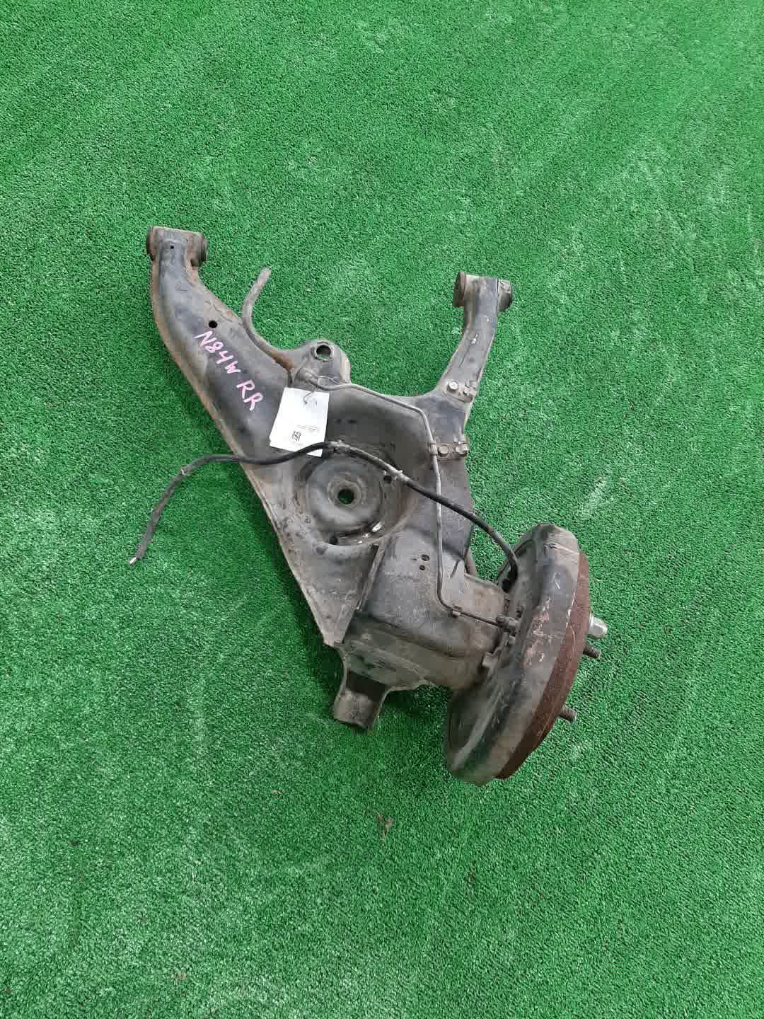 Ступица правая задняя MITSUBISHI CHARIOT GRANDIS, RVR N84W, N61W, N64WG 4G64, 4G93 3 ракурс