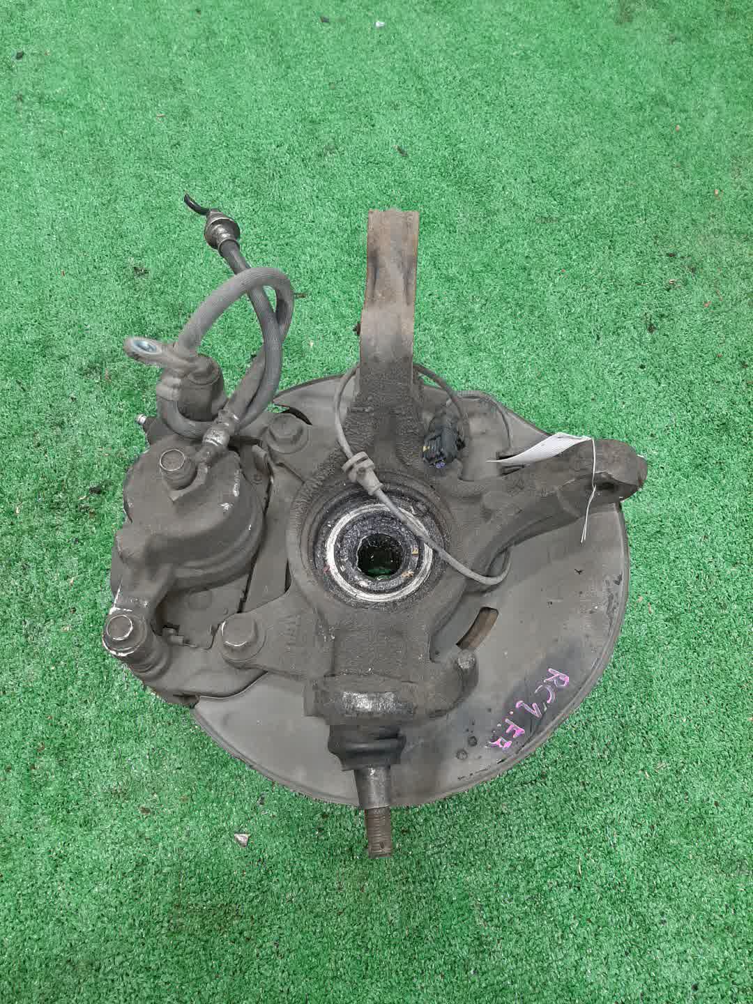 Ступица правая передняя HONDA ODYSSEY RC1 K24W 3 ракурс