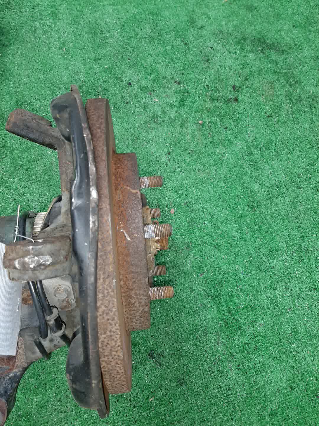 Ступица правая передняя TOYOTA CAMI J122E K3-VE 2 ракурс