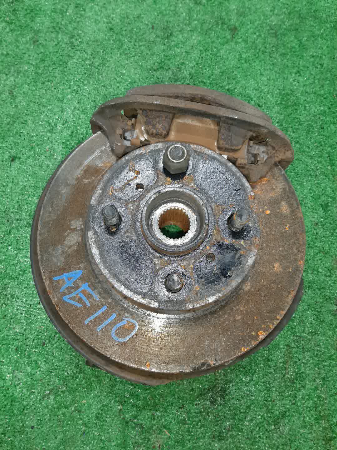Ступица правая передняя TOYOTA SPRINTER CARIB, CERES, COROLLA, COROLLA LEVIN, SPRINTER MARINO, COROLLA SPACIO, SPRINTER, SPRINTER TRUENO AE111G, AE114G, AE115G, AE100, AE101, AE111, AE114, AE109, AE110, EE101, EE102, EE103, EE104, EE111, AE104, CE107