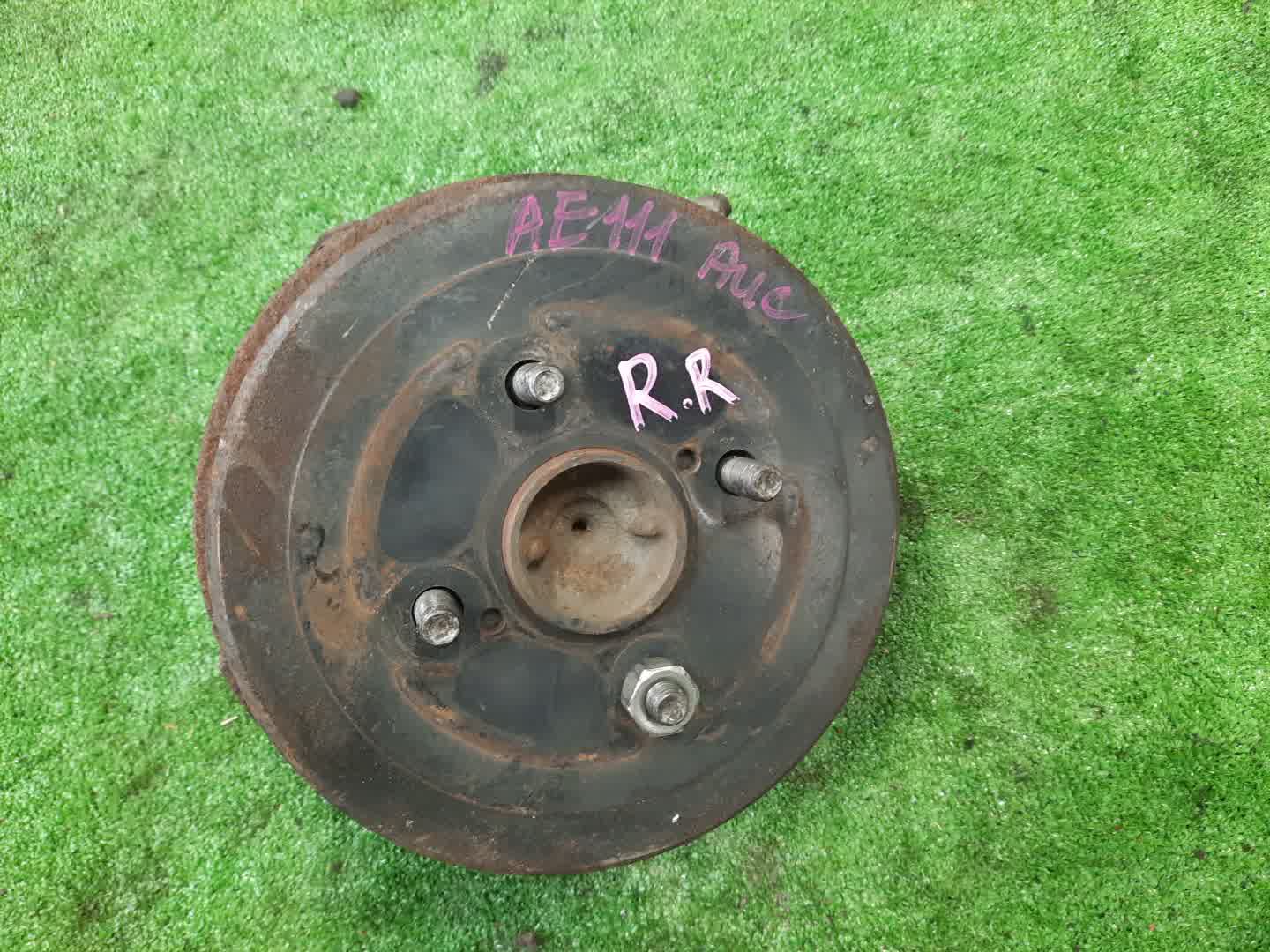 Ступица правая задняя TOYOTA SPRINTER CARIB AE111G 4A-FE 1 ракурс