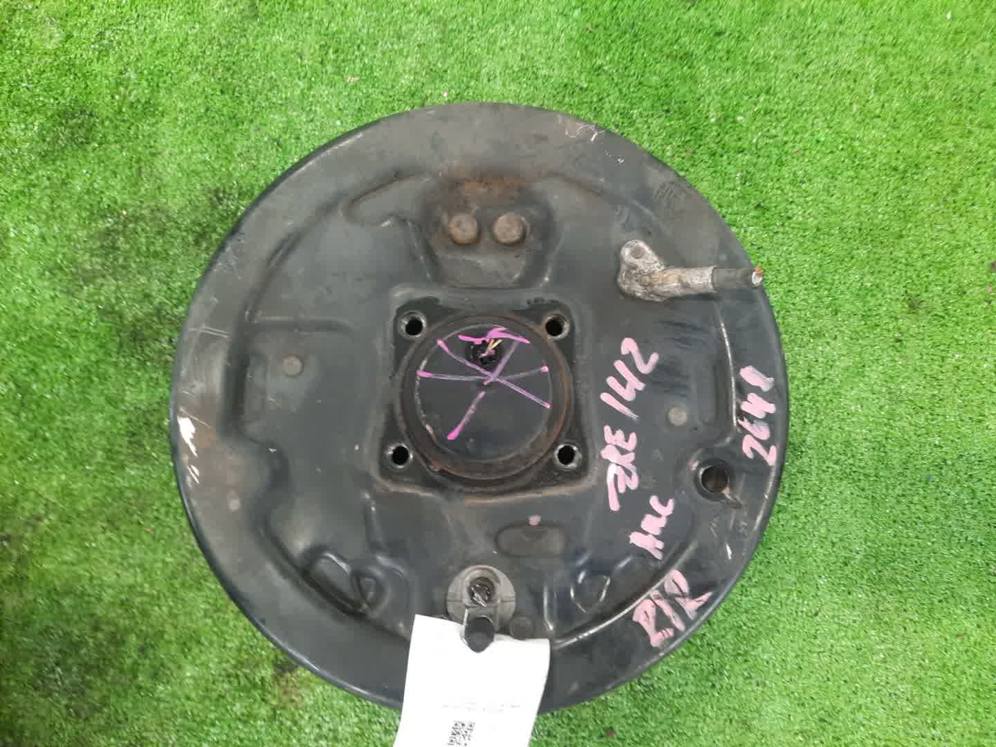 Ступица правая задняя TOYOTA AXIO, COROLLA FIELDER, COROLLA  AXIO, FIELDER NZE141, ZRE142, ZRE142G, NZE141G 1NZ-FE, 2ZR-FAE, 2ZR-FE 2 ракурс