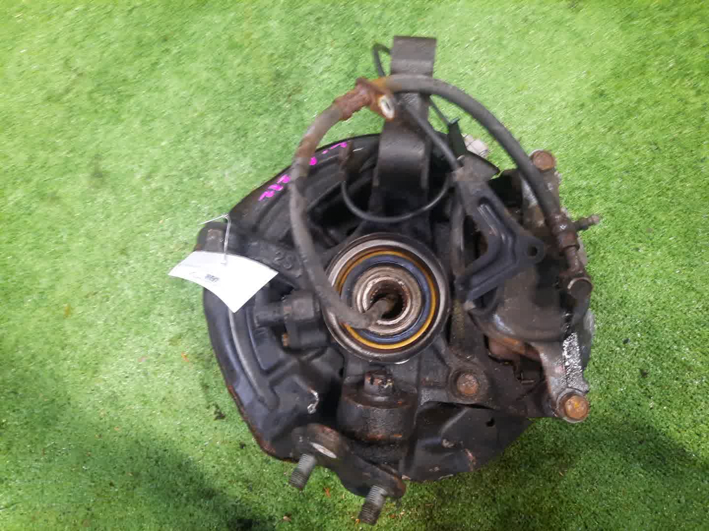 Ступица левая передняя TOYOTA CARINA AT212 5A-FE 2 ракурс