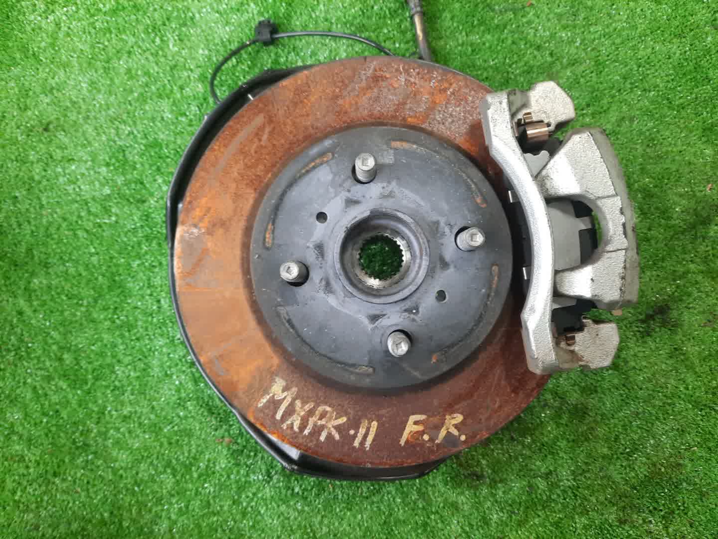 Ступица правая передняя TOYOTA AQUA MXPK11 M15A-FXE 1 ракурс
