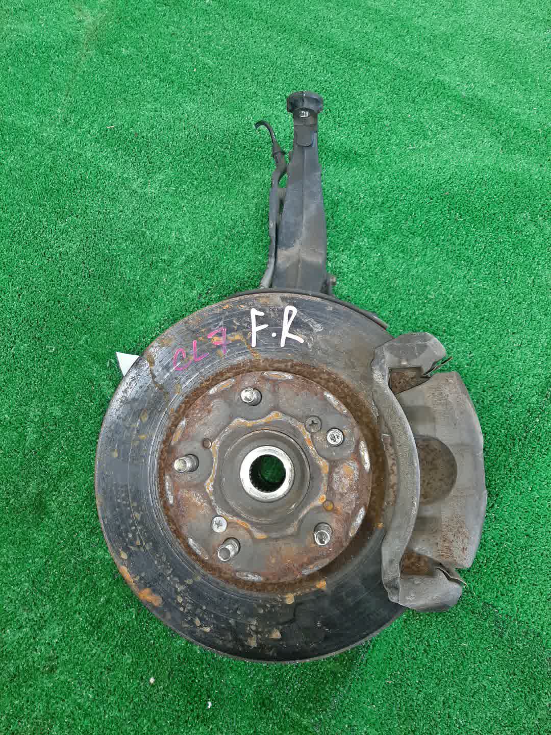 Ступица правая передняя HONDA ACCORD CL7, CM2, CL8, CM1, CM3, CL9 K20A, K24A 1 ракурс
