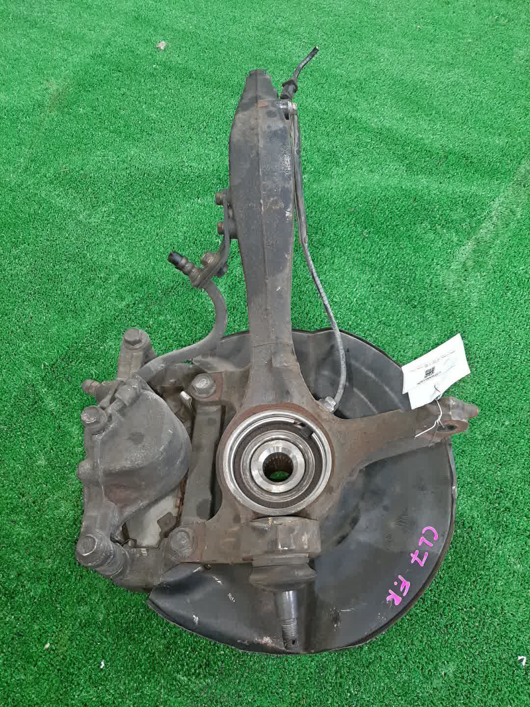 Ступица правая передняя HONDA ACCORD CL7, CM2, CL8, CM1, CM3, CL9 K20A, K24A 3 ракурс