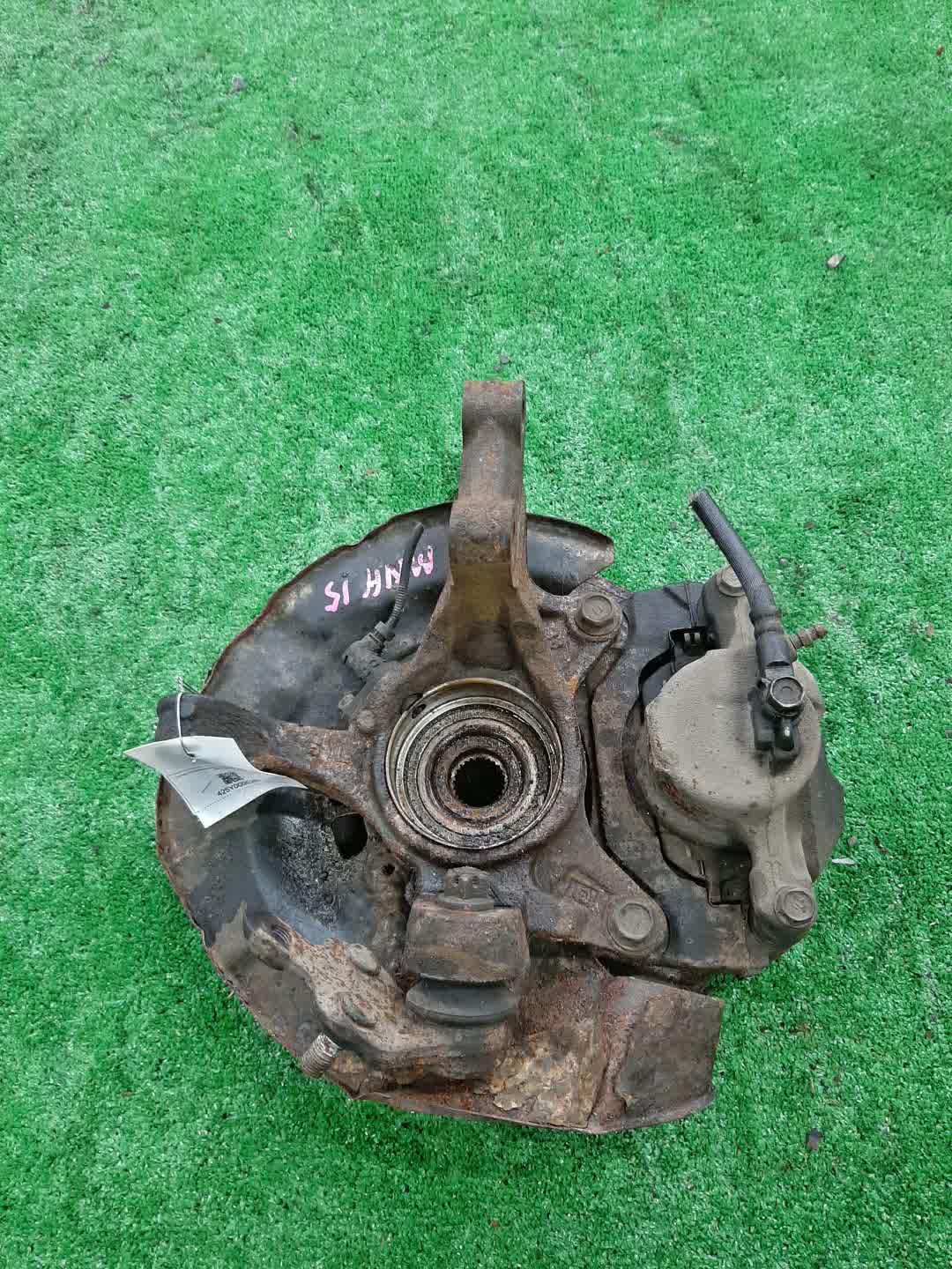 Ступица левая передняя TOYOTA ALPHARD MNH15W, ANH15W 1MZ-FE, 2AZ-FE 3 ракурс