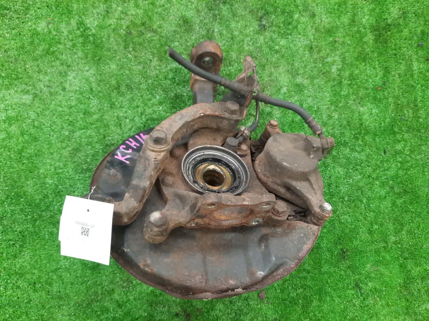 Ступица правая передняя TOYOTA GRANVIA, GRAND HIACE, HIACE, HIACE REGIUS VCH16W, KCH16W, LH188K, LH129V, KZH138V, KZH106G, LH107G, LH119V, KZH116G, KZH126G, LH178V, LH109, LH168V, KCH46G, RCH47W, KCH46W 5VZ-FE, 1KZ-TE, 5L, 3L, 3RZ-FE 2 ракурс