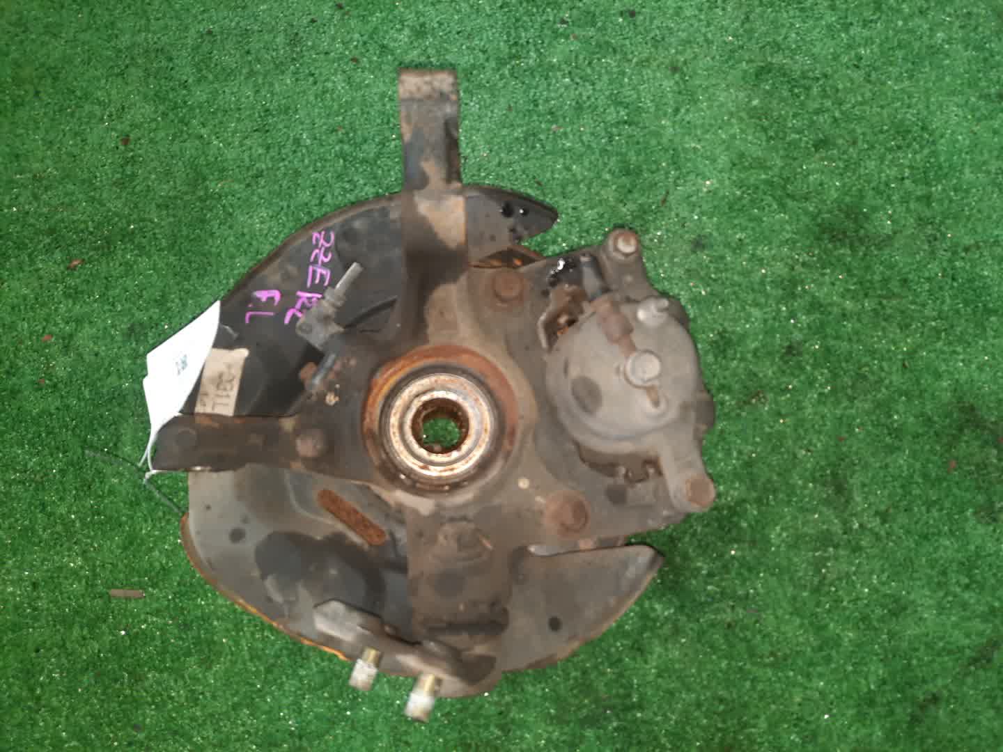 Ступица левая передняя TOYOTA COROLLA, COROLLA SPACIO, COROLLA FIELDER, ALLEX, COROLLA RUNX ZZE122, NZE121N, ZZE122N, ZZE122G 1ZZ-FE, 1NZ-FE 2 ракурс