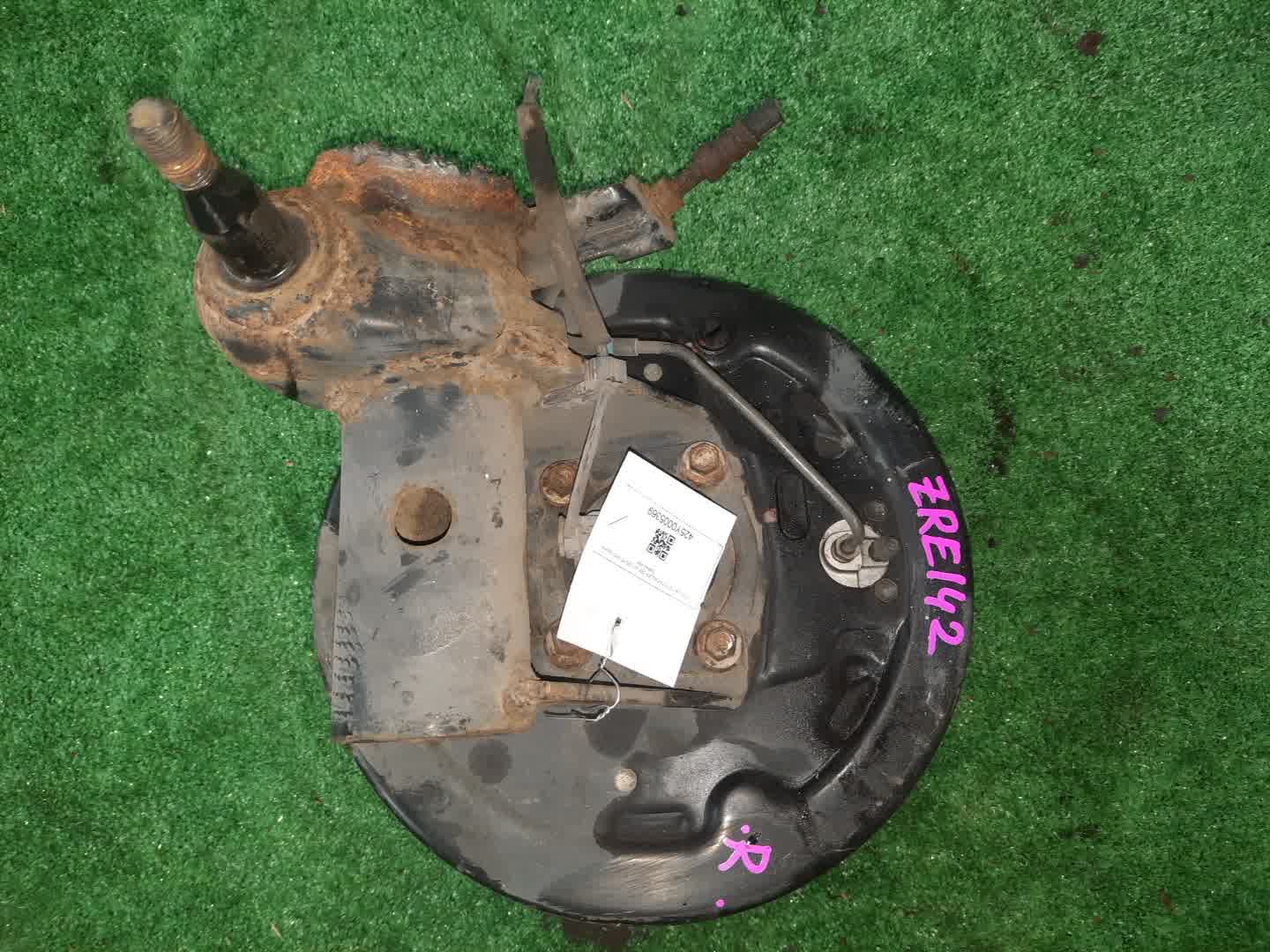 Ступица правая задняя TOYOTA AXIO, COROLLA FIELDER, COROLLA  AXIO, FIELDER NZE141, ZRE142, ZRE142G, NZE141G 1NZ-FE, 2ZR-FAE, 2ZR-FE 2 ракурс