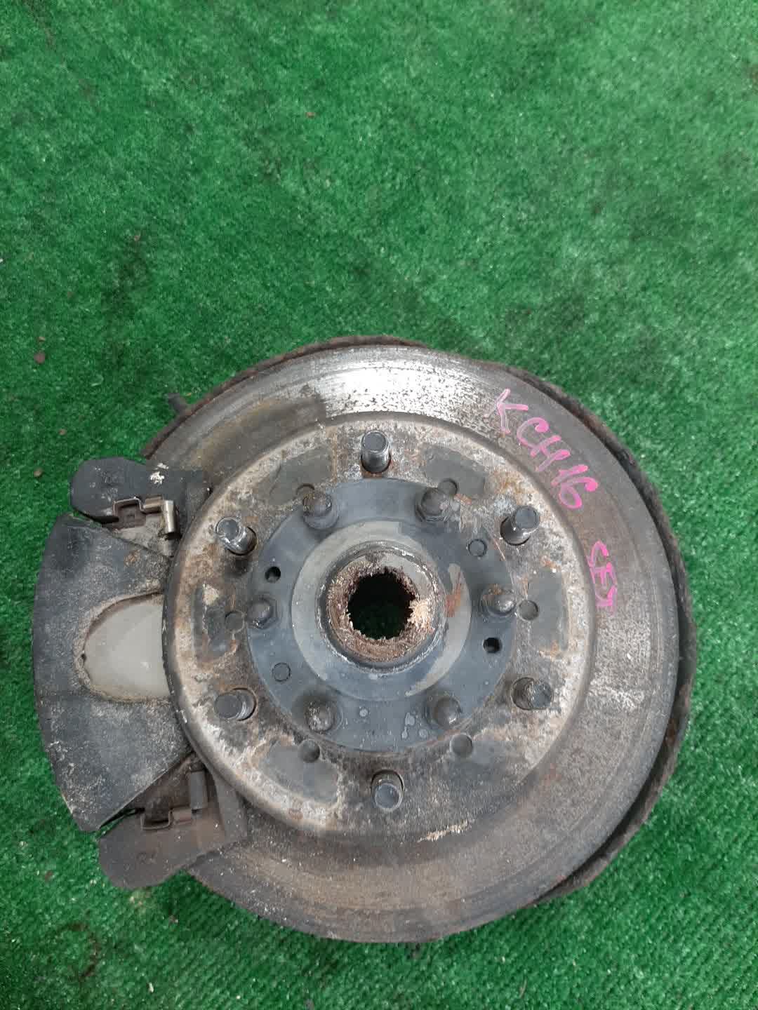 Ступица правая передняя TOYOTA GRANVIA, GRAND HIACE, HIACE, HIACE REGIUS VCH16W, KCH16W, LH188K, LH129V, KZH138V, KZH106G, LH107G, LH119V, KZH116G, KZH126G, LH178V, LH109, LH168V, KCH46G, RCH47W, KCH46W 5VZ-FE, 1KZ-TE, 5L, 3L, 3RZ-FE 1 ракурс
