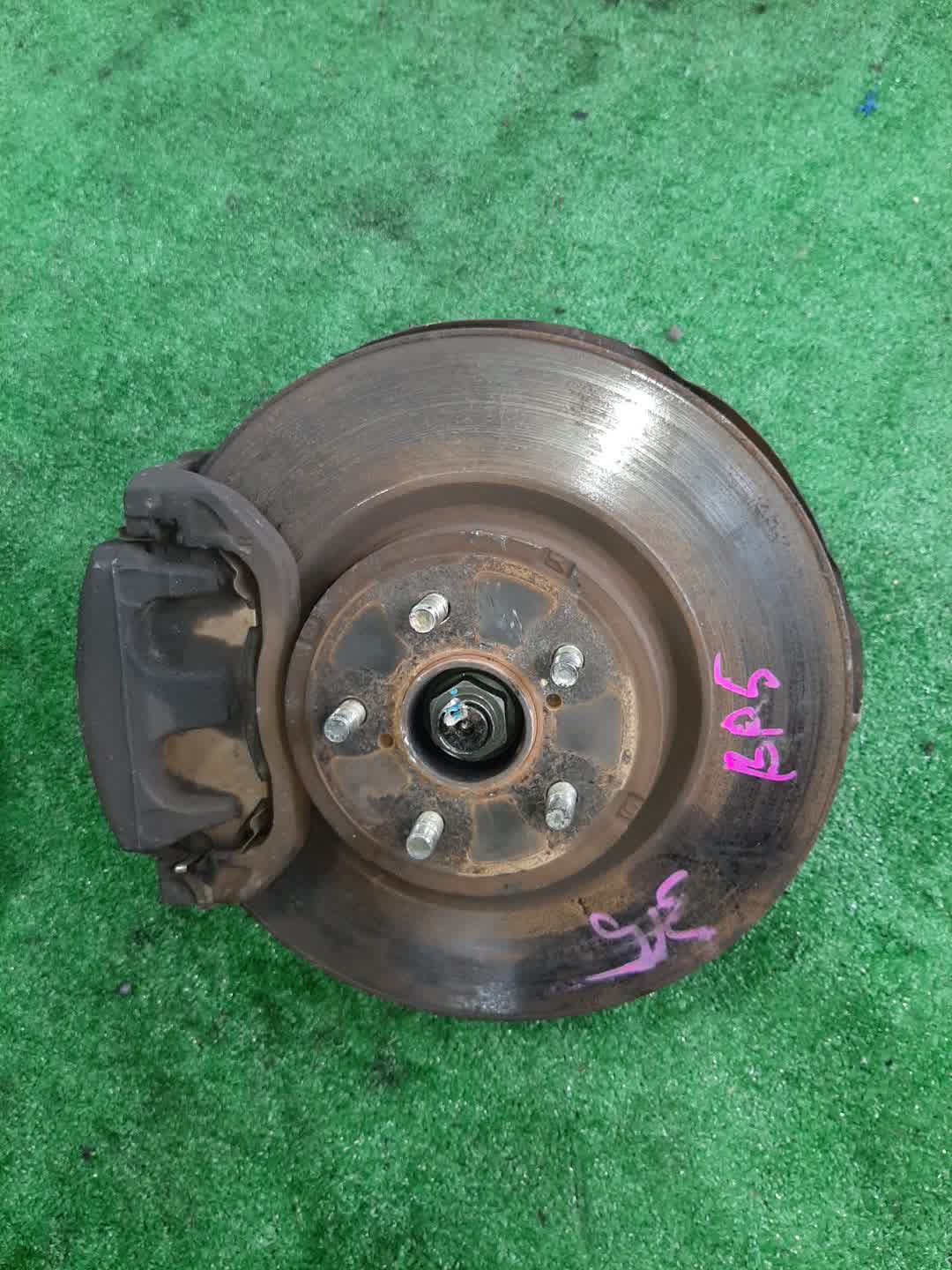 Ступица правая передняя SUBARU LEGACY, OUTBACK, LEGACY B4 BL5, BP5, BPE, BLE, BL9, BP9 EJ20DE, EJ20T, EJ20E, EZ30DE, EJ25E 1 ракурс