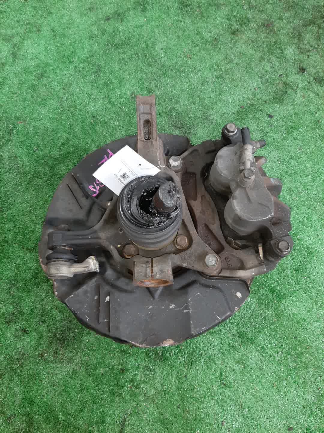 Ступица правая передняя SUBARU LEGACY, OUTBACK, LEGACY B4 BL5, BP5, BPE, BLE, BL9, BP9 EJ20DE, EJ20T, EJ20E, EZ30DE, EJ25E 3 ракурс