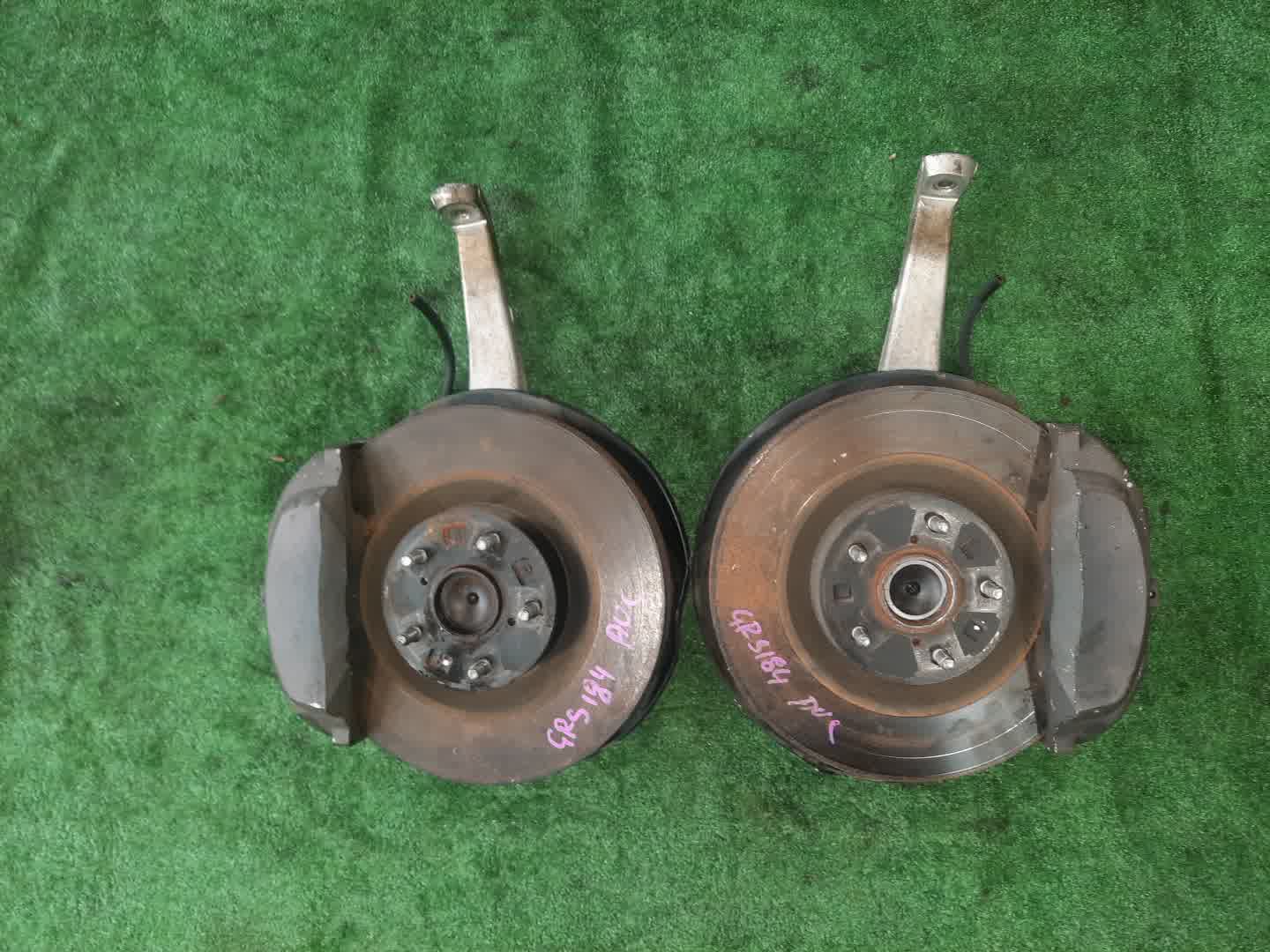 Ступица левая передняя  TOYOTA CROWN, GS350, GS300, GS430, GS460, GS450H GRS184, GRS191, GRS196, GRS190, UZS190, URS190, GWS191 2GR-FSE, 3GR-FSE, 3UZ-FE, 1UR-FSE 1 ракурс