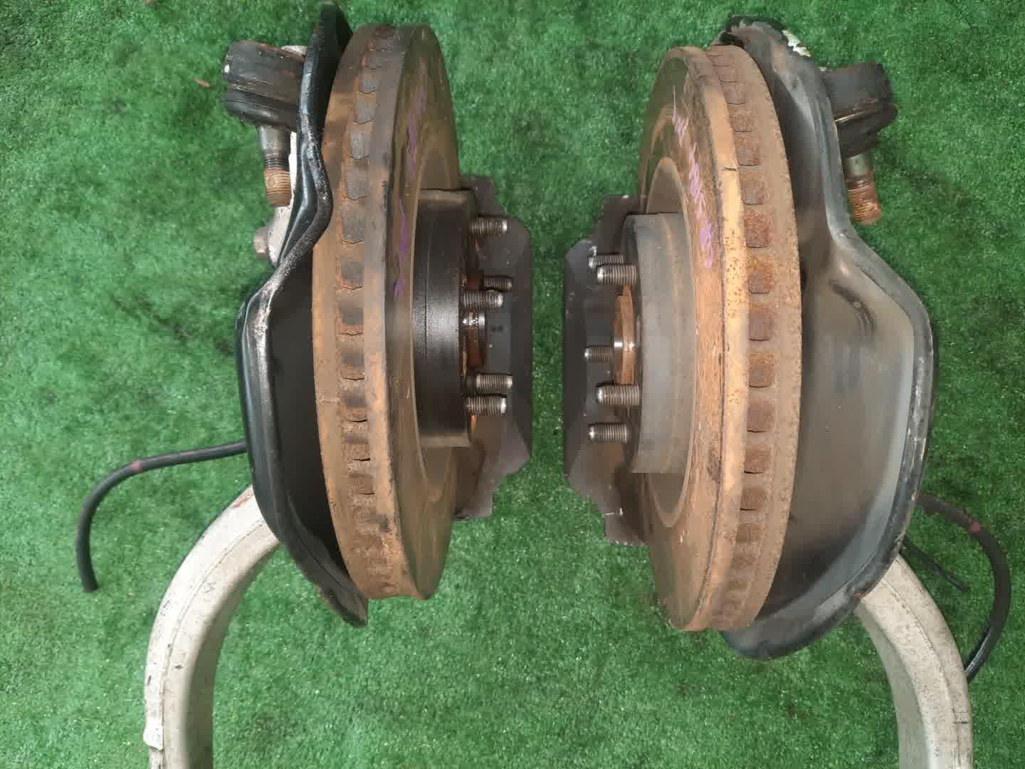 Ступица левая передняя TOYOTA CROWN, GS350, GS300, GS430, GS460, GS450H GRS184, GRS191, GRS196, GRS190, UZS190, URS190, GWS191 2GR-FSE, 3GR-FSE, 3UZ-FE, 1UR-FSE 3 ракурс