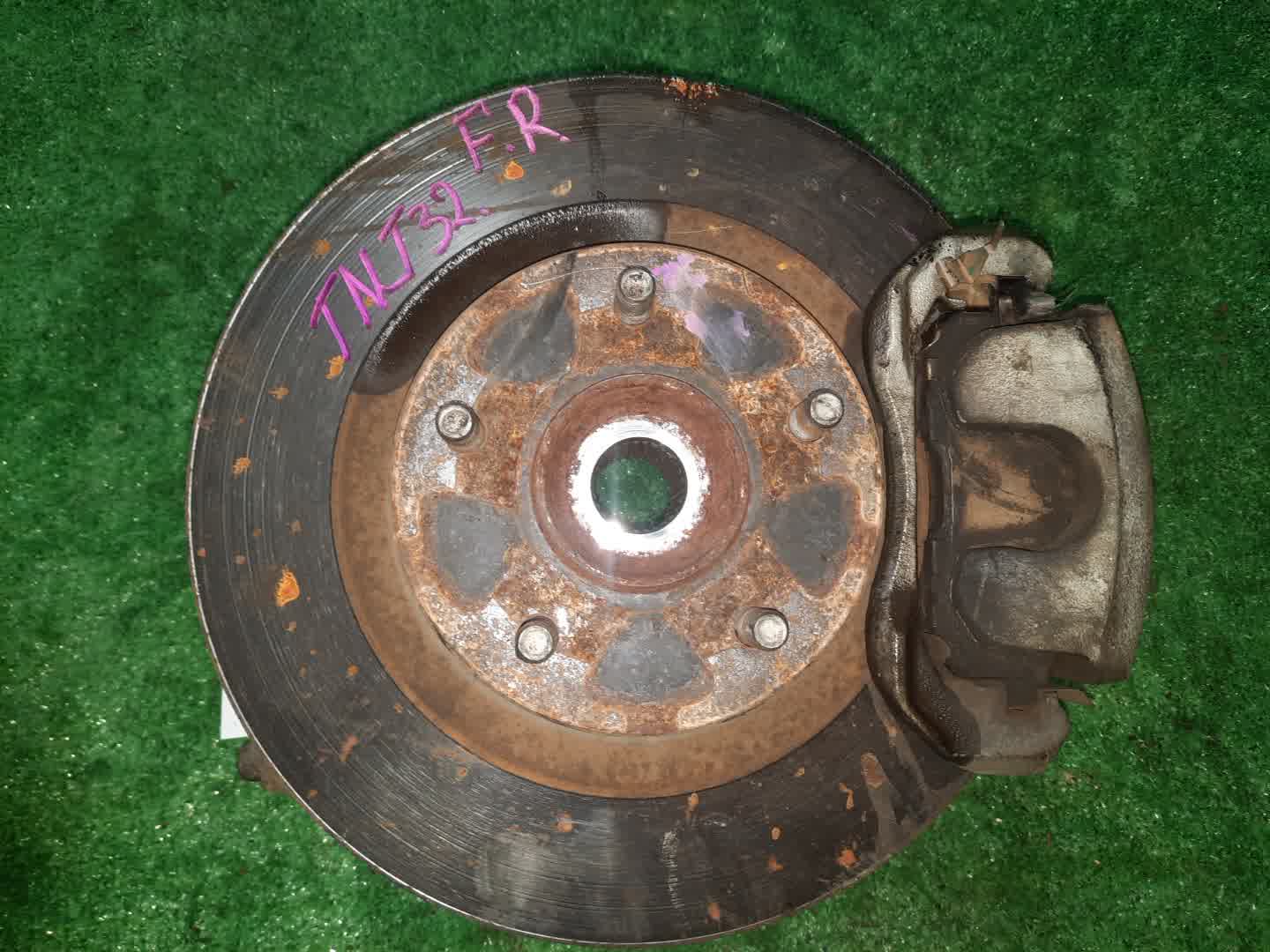 Ступица правая передняя NISSAN TEANA TNJ32, PJ32, J32 QR25DE, VQ35DE, VQ25DE 1 ракурс
