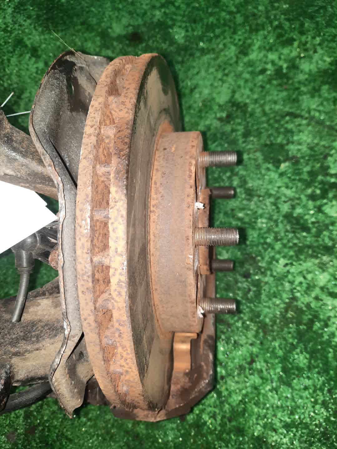 Ступица левая передняя MAZDA CAPELLA GF8P, GWEW, GW8W, GWER, GFEP, GW5R, GFER FP-DE, FS-ZE, FS-DE, KL-ZE 2 ракурс